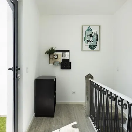 Marggisa - Center By Hd *